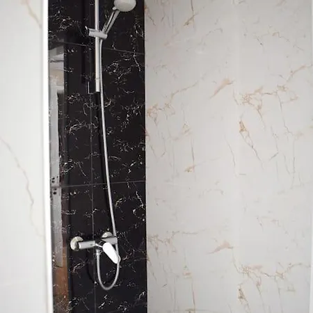 Suiteer 01 Apartman Tirana